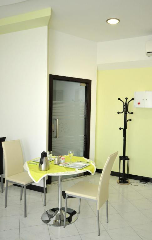 Apartments & Rooms Villa Maslina Trogir Bagian luar foto