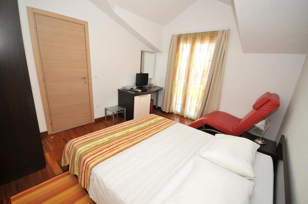 Apartments & Rooms Villa Maslina Trogir Ruang foto