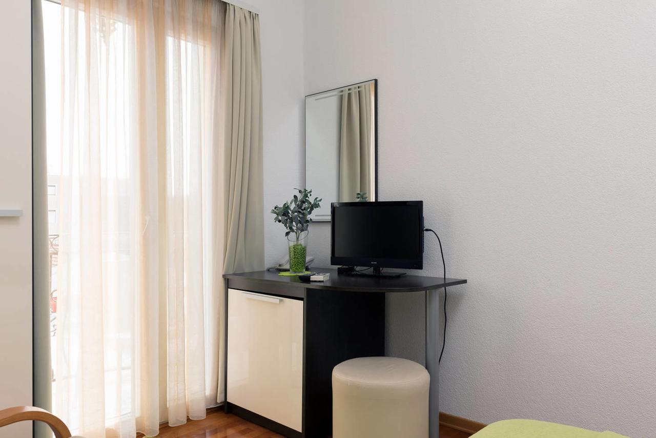 Apartments & Rooms Villa Maslina Trogir Bagian luar foto