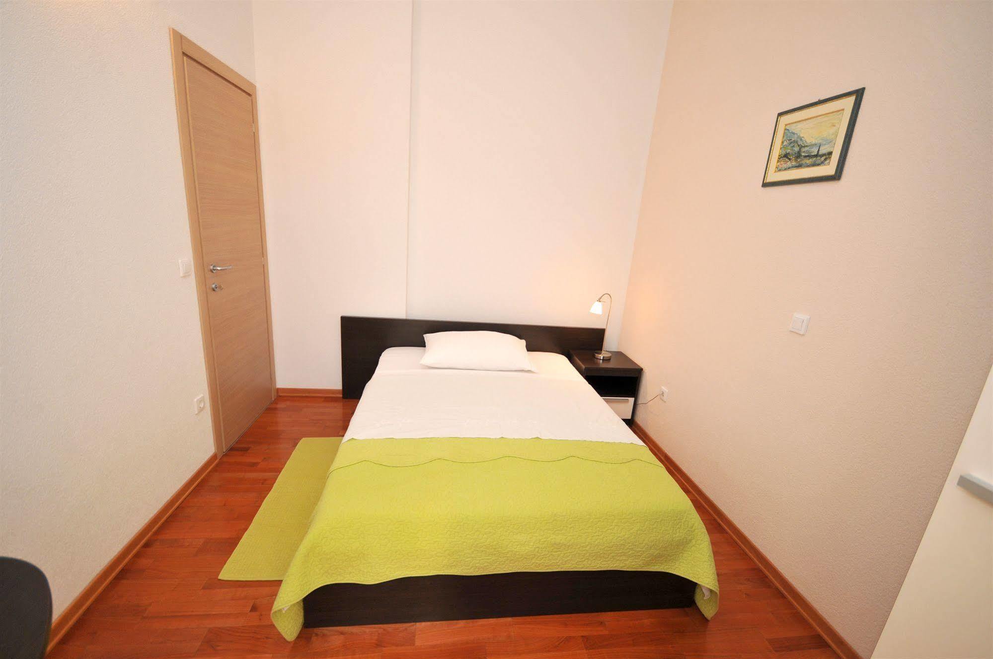 Apartments & Rooms Villa Maslina Trogir Bagian luar foto
